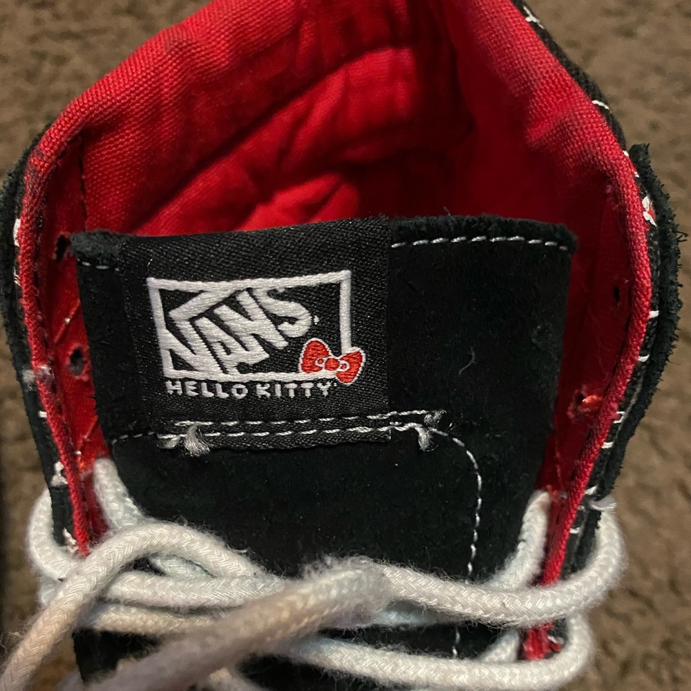 Hello Kitty Vans